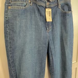 CHICOS SIZE 2.5 PLATINUM BLUE JEANS REGULAR DISTRESSED 12/14 NWT NEW
